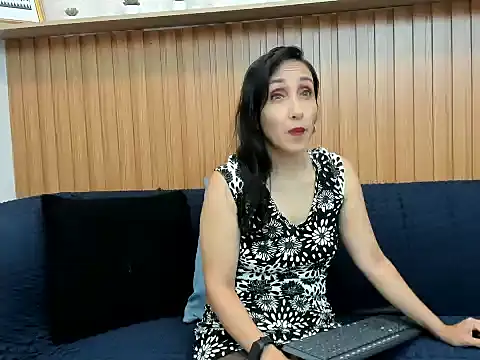 Snapshot of Riley_Reid_Milf chatting on April 2026 12:44:02 PM Riley Reid Milf online show from April 2026 12:44:02 PM
