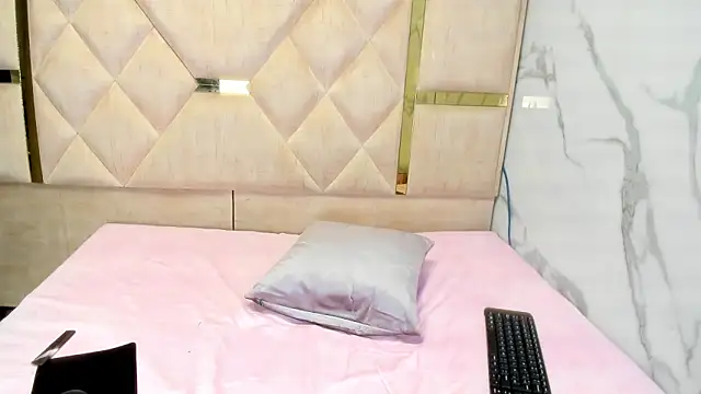 Snapshot of luisa_girlssex chatting on January 2026 07:11:01 PM luisa girlssex online show from January 2026 07:11:01 PM