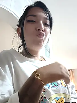 Snapshot of Lilitth_ chatting on January 2026 01:04:01 PM Lilitth online show from January 2026 01:04:01 PM