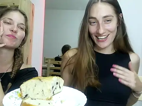 Snapshot of Noracherry chatting on February 2026 11:13:01 PM Noracherry online show from February 2026 11:13:01 PM