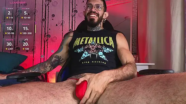 Snapshot of Simon_Rz chatting on January 2026 12:32:02 PM Simon Rz online show from January 2026 12:32:02 PM