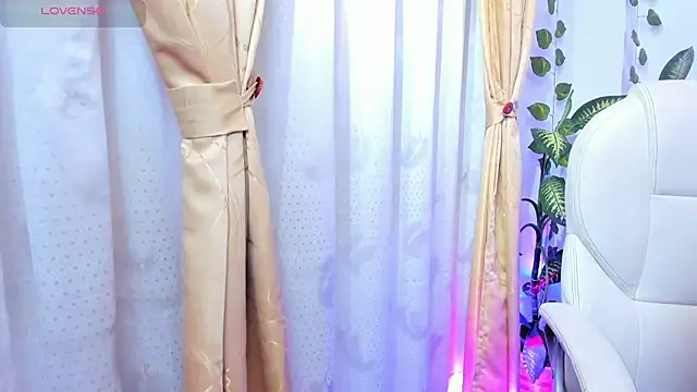 emily7  online show from March 2026 08:34:02 PM