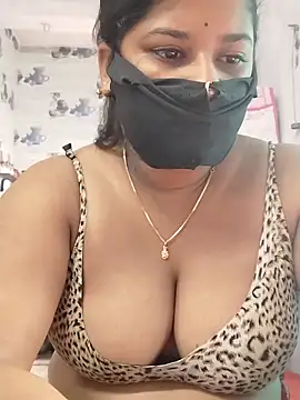 pinkisaha75 online show from May 2026 01:47:02 AM