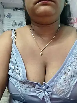 pinkisaha75 online show from June 2026 12:12:02 AM