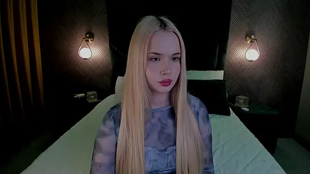 Snapshot of NicoletaCooper chatting on February 2026 11:20:01 AM NicoletaCooper online show from February 2026 11:20:01 AM