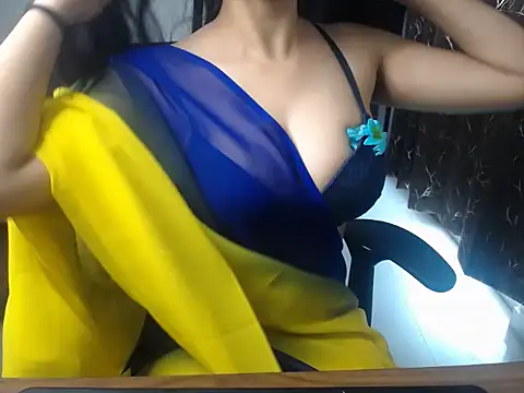 Snapshot of Sassy_babes1 chatting on January 2026 08:51:01 AM Sassy babes1 online show from January 2026 08:51:01 AM