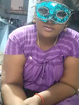 Snapshot of divyasree1431 chatting on January 2026 02:44:01 PM divyasree1431 online show from January 2026 02:44:01 PM