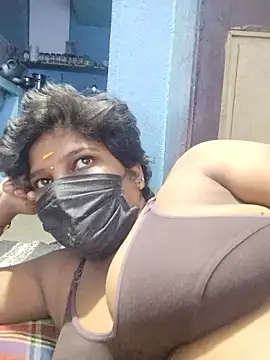 Snapshot of divyasree1431 chatting on February 2026 07:42:02 PM divyasree1431 online show from February 2026 07:42:02 PM