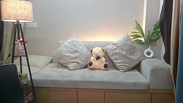 CutieVibe01 online show from March 2026 09:48:02 AM