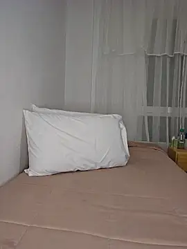 Snapshot of Angelmoon04 chatting on February 2026 12:51:01 AM Angelmoon04 online show from February 2026 12:51:01 AM