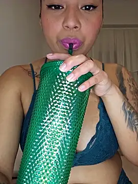 Angelmoon04 online show from May 2026 01:55:01 AM