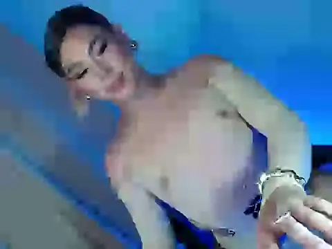 Snapshot of midnight_muse18 chatting on February 2026 09:38:01 AM midnight muse18 online show from February 2026 09:38:01 AM