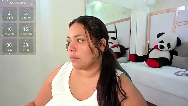 tatikanyx online show from May 2026 12:02:01 PM