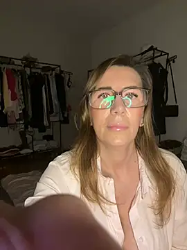 Snapshot of NaughtyMilla chatting on February 2026 02:43:02 PM NaughtyMilla online show from February 2026 02:43:02 PM