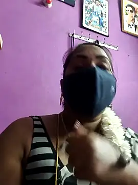 Snapshot of Tamil_Hot_Priya chatting on January 2026 03:47:01 PM Tamil Hot Priya online show from January 2026 03:47:01 PM