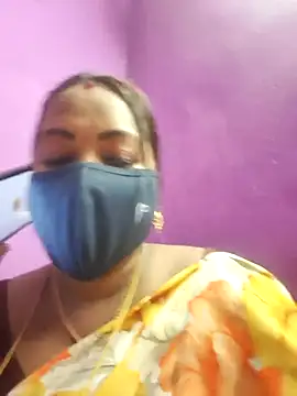 Snapshot of Tamil_Hot_Priya chatting on January 2026 04:07:02 AM Tamil Hot Priya online show from January 2026 04:07:02 AM