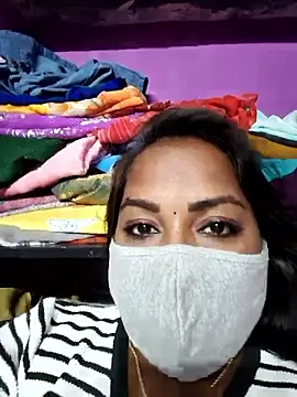 Snapshot of Tamil_Hot_Priya chatting on February 2026 02:10:02 PM Tamil Hot Priya online show from February 2026 02:10:02 PM