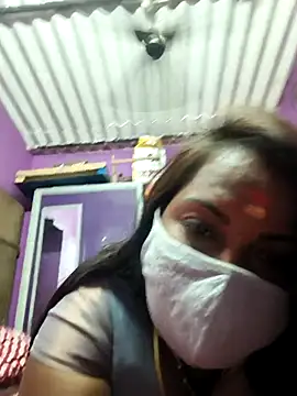 Snapshot of Tamil_Hot_Priya chatting on February 2026 05:53:02 PM Tamil Hot Priya online show from February 2026 05:53:02 PM