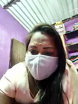 Snapshot of Tamil_Hot_Priya chatting on February 2026 06:10:02 AM Tamil Hot Priya online show from February 2026 06:10:02 AM