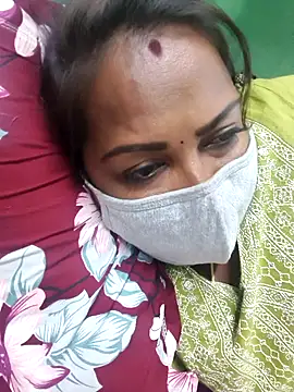 Snapshot of Tamil_Hot_Priya chatting on February 2026 11:50:01 AM Tamil Hot Priya online show from February 2026 11:50:01 AM