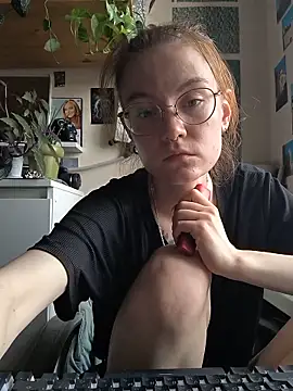 Shy Bamby online show from June 2026 09:33:01 AM