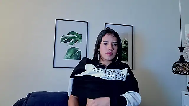 Snapshot of zoevg chatting on February 2026 12:06:01 PM zoevg online show from February 2026 12:06:01 PM