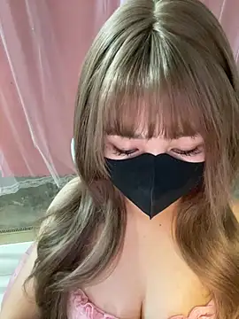 -Violet-t online show from April 2026 11:57:02 PM