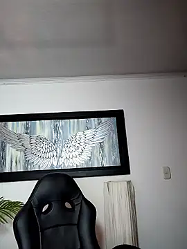 Snapshot of VictoriaPaker chatting on January 2026 11:37:02 AM VictoriaPaker online show from January 2026 11:37:02 AM