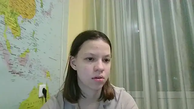 Snapshot of Paradise_Tease chatting on February 2026 05:27:02 PM Paradise Tease online show from February 2026 05:27:02 PM