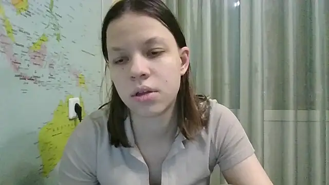 Snapshot of Paradise_Tease chatting on February 2026 02:25:01 PM Paradise Tease online show from February 2026 02:25:01 PM