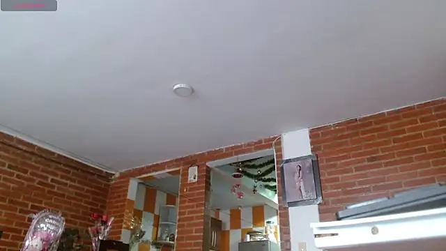 Snapshot of Lia_rouse04 chatting on February 2026 12:46:01 PM Lia rouse04 online show from February 2026 12:46:01 PM