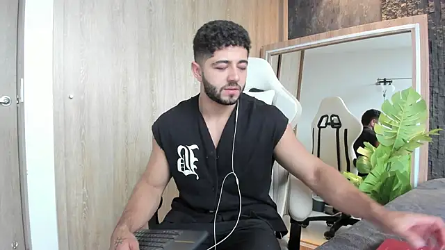 Thiago moretti online show from June 2026 10:26:01 PM