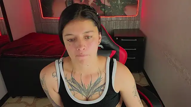 Snapshot of Harley_quinzell chatting on January 2026 07:28:02 PM Harley quinzell online show from January 2026 07:28:02 PM