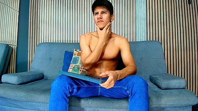 Snapshot of Atlas_desire chatting on February 2026 07:25:02 PM Atlas desire online show from February 2026 07:25:02 PM