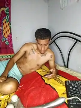 Snapshot of Moreno141224 chatting on April 2026 04:41:01 AM Moreno141224 online show from April 2026 04:41:01 AM