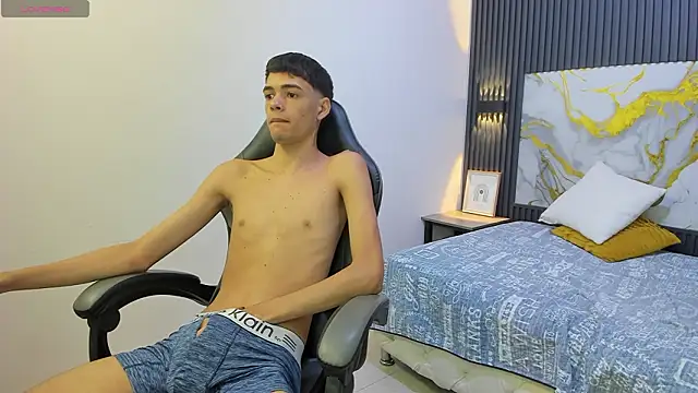 Dark Desiree18 online show from February 2026 12:26:01 PM