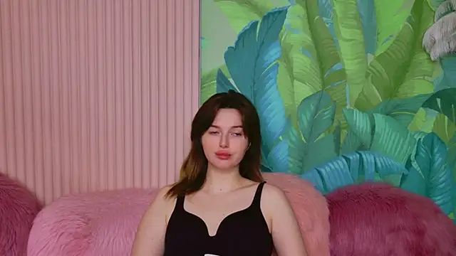 Snapshot of Karina_Thorn chatting on February 2026 08:38:02 PM Karina Thorn online show from February 2026 08:38:02 PM