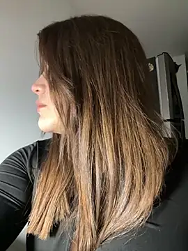 ivy velvet online show from February 2026 02:08:01 AM