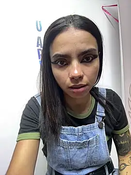 Snapshot of Electra_Darkk chatting on April 2026 04:26:01 PM Electra Darkk online show from April 2026 04:26:01 PM