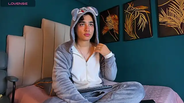 Fran Smiths online show from February 2026 07:39:01 PM