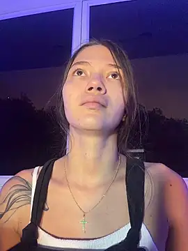 Snapshot of EmmaJhoons chatting on February 2026 11:42:02 AM EmmaJhoons online show from February 2026 11:42:02 AM