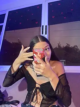 Snapshot of EmmaJhoons chatting on March 2026 11:39:02 AM EmmaJhoons online show from March 2026 11:39:02 AM