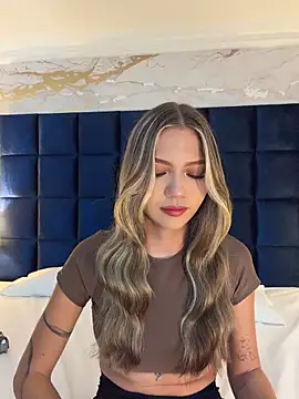EmmaJhoons online show from May 2026 03:15:01 AM