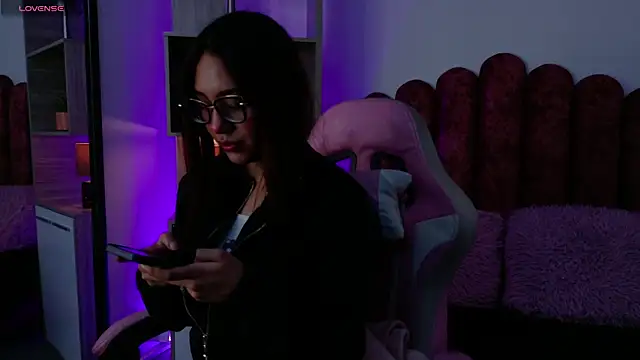 Snapshot of Valery_Jones1 chatting on February 2026 08:04:02 PM Valery Jones1 online show from February 2026 08:04:02 PM