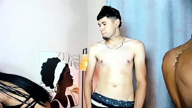 Snapshot of Skinnyfucked chatting on January 2026 12:58:02 AM Skinnyfucked online show from January 2026 12:58:02 AM