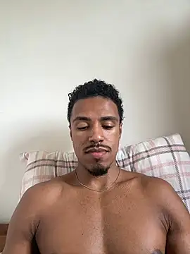 LorenzoBlack27 online show from May 2026 02:43:01 PM