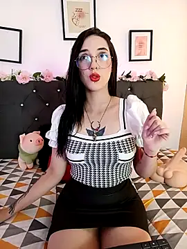 Snapshot of RoseNyx chatting on February 2026 08:45:02 PM RoseNyx online show from February 2026 08:45:02 PM