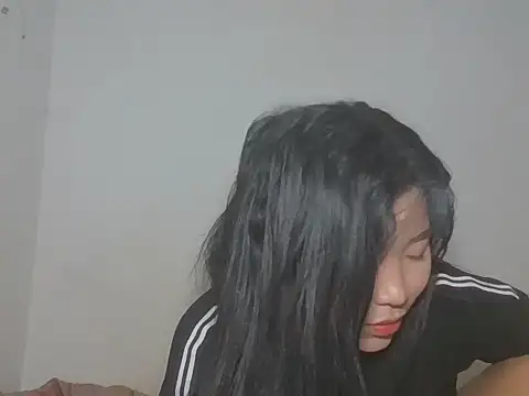 Zyeiii online show from May 2026 10:08:02 AM