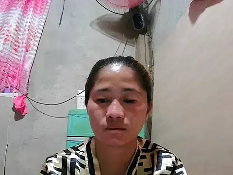 Snapshot of lovelyxxx88 chatting on April 2026 11:43:01 AM lovelyxxx88 online show from April 2026 11:43:01 AM