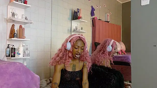 DaniaMarcell online show from March 2026 07:47:01 AM